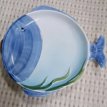 Европейская креативная керамическая посуда для домашней кухни, ресторанные принадлежности, сушеные тусклые фрукты, новая обеденная тарелка в форме мультяшной рыбы