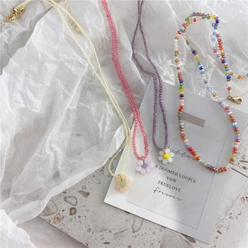 Милые новые цветочные подвески, женское ожерелье с маргаритками, украшенное бисером, Чокер