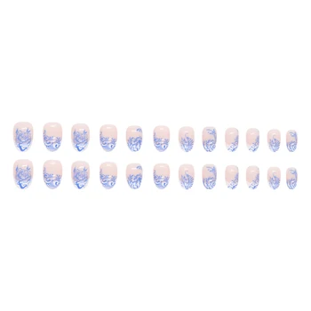 Накладной маникюр с бело-голубым фарфоровым рисунком и безвредными ногтями с гладкими краями для модных девушек в тон платью