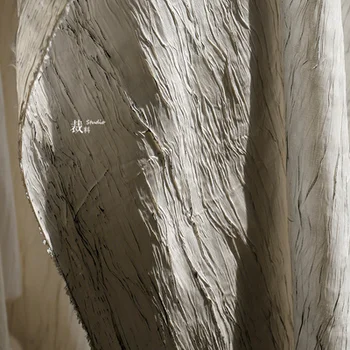 Овраги, бежевая потрескавшаяся 3D текстура, прессованная плиссированная ткань, силуэт дерева, дизайнерская ткань для пэчворка